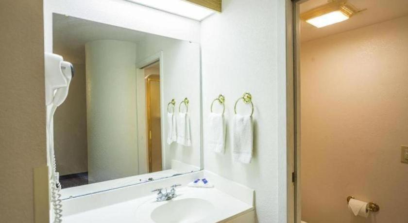 Hotel Markle In I-69 Extérieur photo